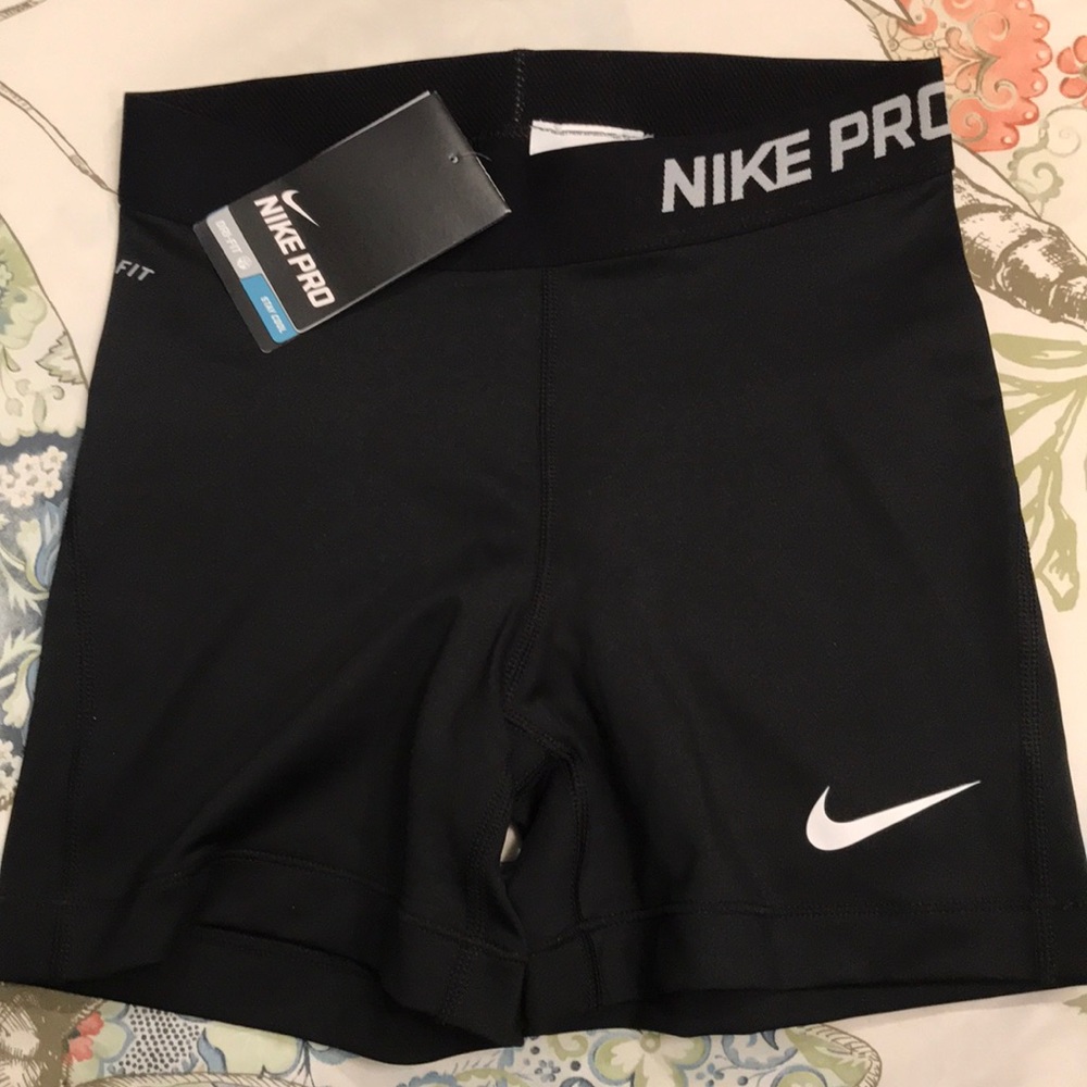 NWT** Nike Pro Dri-FIT Shorts